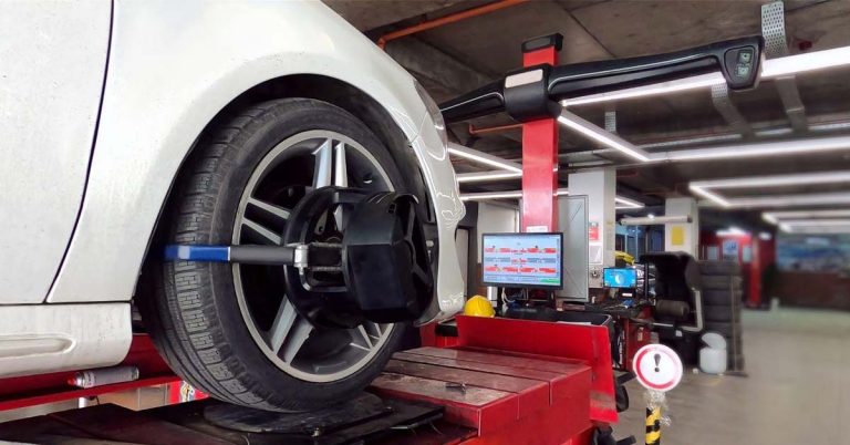 3D Wheel Alignment Machine